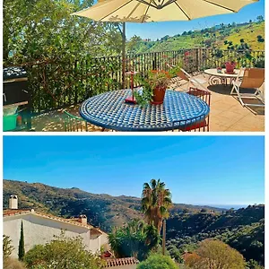  Сasa de vacaciones Casa Medina - Private With Terrace And Sea View, 25 Minutes From Malaga España